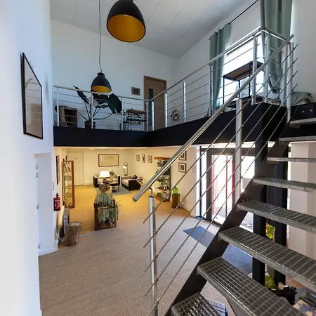 Les Lofts Du Château De Posset 4* Teloché